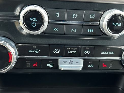 Certified 2024 Ford F150 XLT w/ Equipment Group 302A MID AWD/4WD image 20