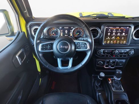 Used 2022 Jeep Wrangler Unlimited Sahara image 19