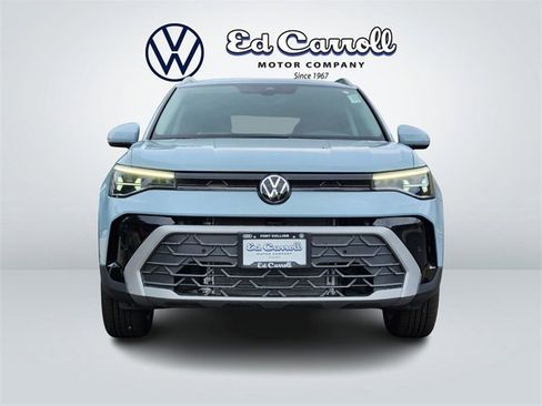 New 2025 Volkswagen Taos SE image 3