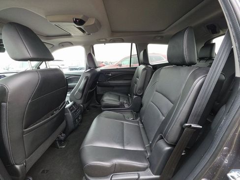 Used 2022 Honda Pilot Elite image 4