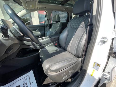 Used 2022 Hyundai Santa Fe Limited image 16
