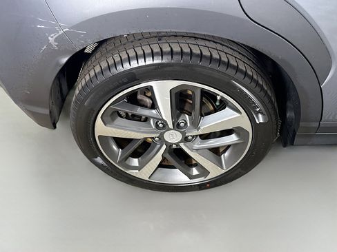 Used 2018 Hyundai Kona Limited image 10