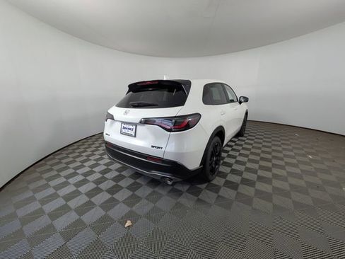 New 2026 Honda HR-V Sport image 3