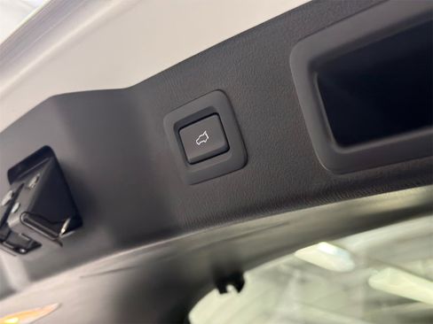 Used 2024 MAZDA CX-5 AWD 2.5 S w/ Preferred Package image 9