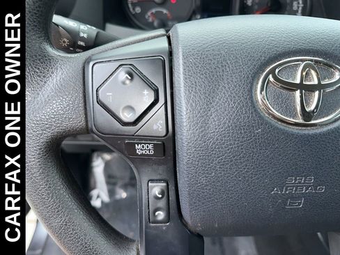 Used 2020 Toyota Tacoma SR AWD/4WD image 21