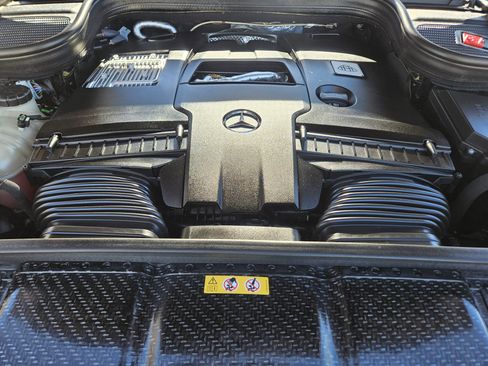 Certified 2024 Mercedes-Benz Maybach GLS 600 4MATIC image 31