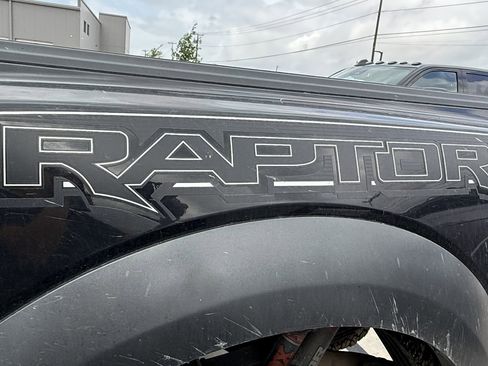 Used 2019 Ford F150 Raptor w/ Equipment Group 802A Luxury AWD/4WD image 5