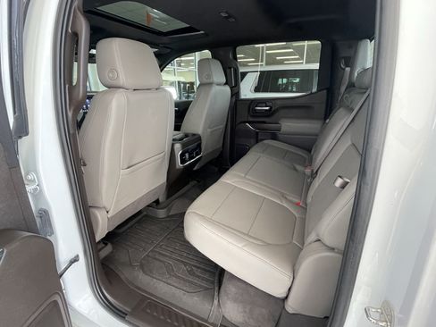 Certified 2021 GMC Sierra 1500 SLT w/ SLT Convenience Package AWD/4WD image 19