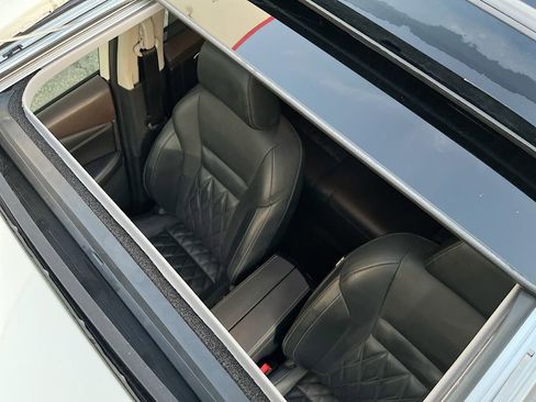 Used 2022 Nissan Rogue Platinum w/ Head-Up Display Package image 23