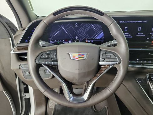 Certified 2023 Cadillac Escalade Premium Luxury w/ LPO, Radiant Package AWD/4WD image 22