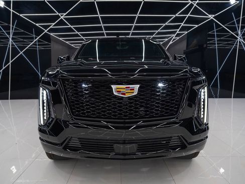 Used 2026 Cadillac Escalade ESV Sport image 7