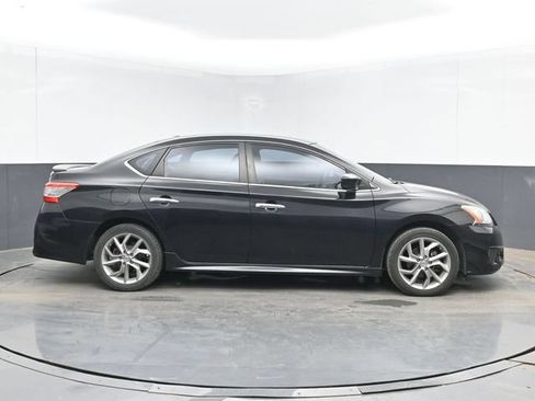 Used 2013 Nissan Sentra SR w/ Driver Pkg FWD image 11