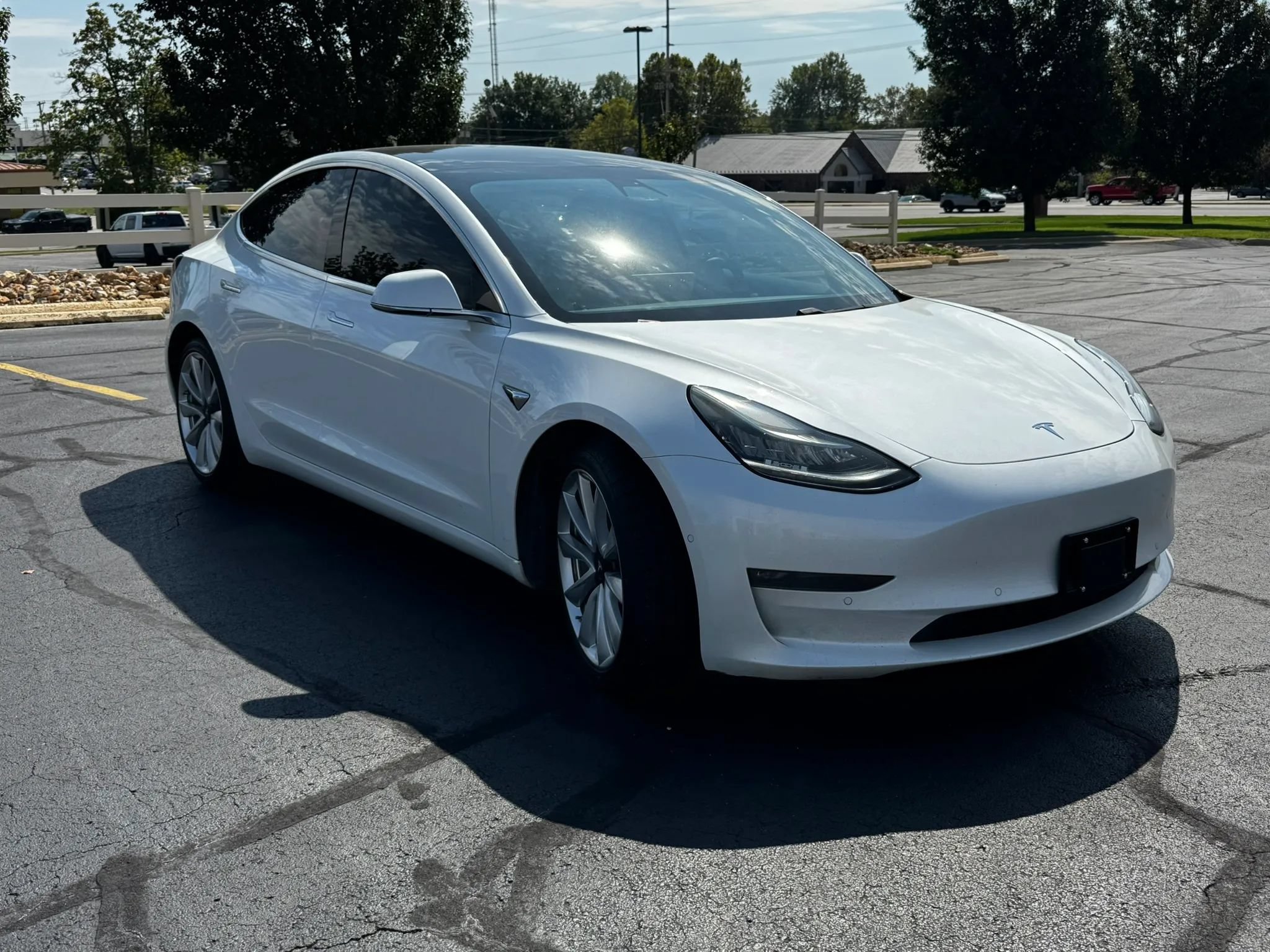 Used 2019 Tesla Model 3 Long Range AWD/4WD image 2