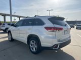 Used 2019 Toyota Highlander Limited image 5