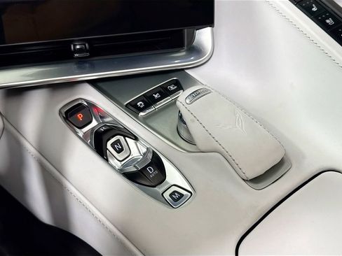 Used 2024 Chevrolet Corvette Stingray Premium Cpe w/ Z51 Performance Package image 19