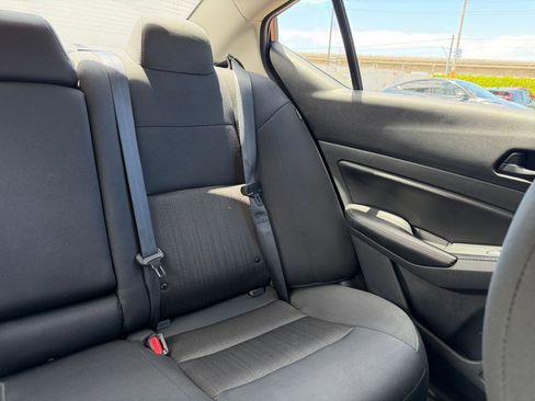 Used 2025 Nissan Altima 2.5 SV FWD image 37