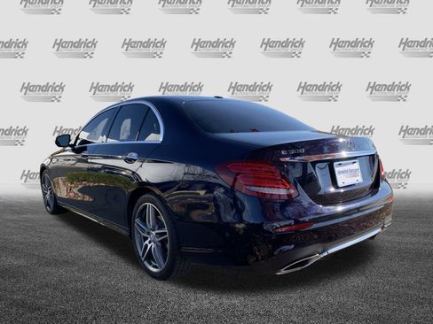 Used 2017 Mercedes-Benz E 300 4MATIC image 8