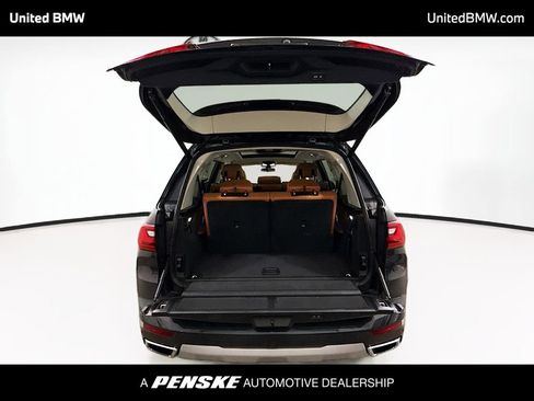 Used 2022 BMW X7 xDrive40i w/ Premium Package image 15