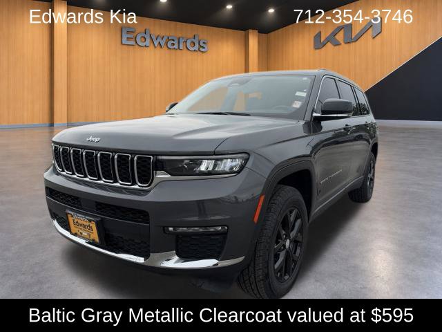 Used 2023 Jeep Grand Cherokee L Limited AWD/4WD image 1