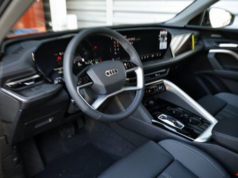 New 2025 Audi Q5 Prestige image 19