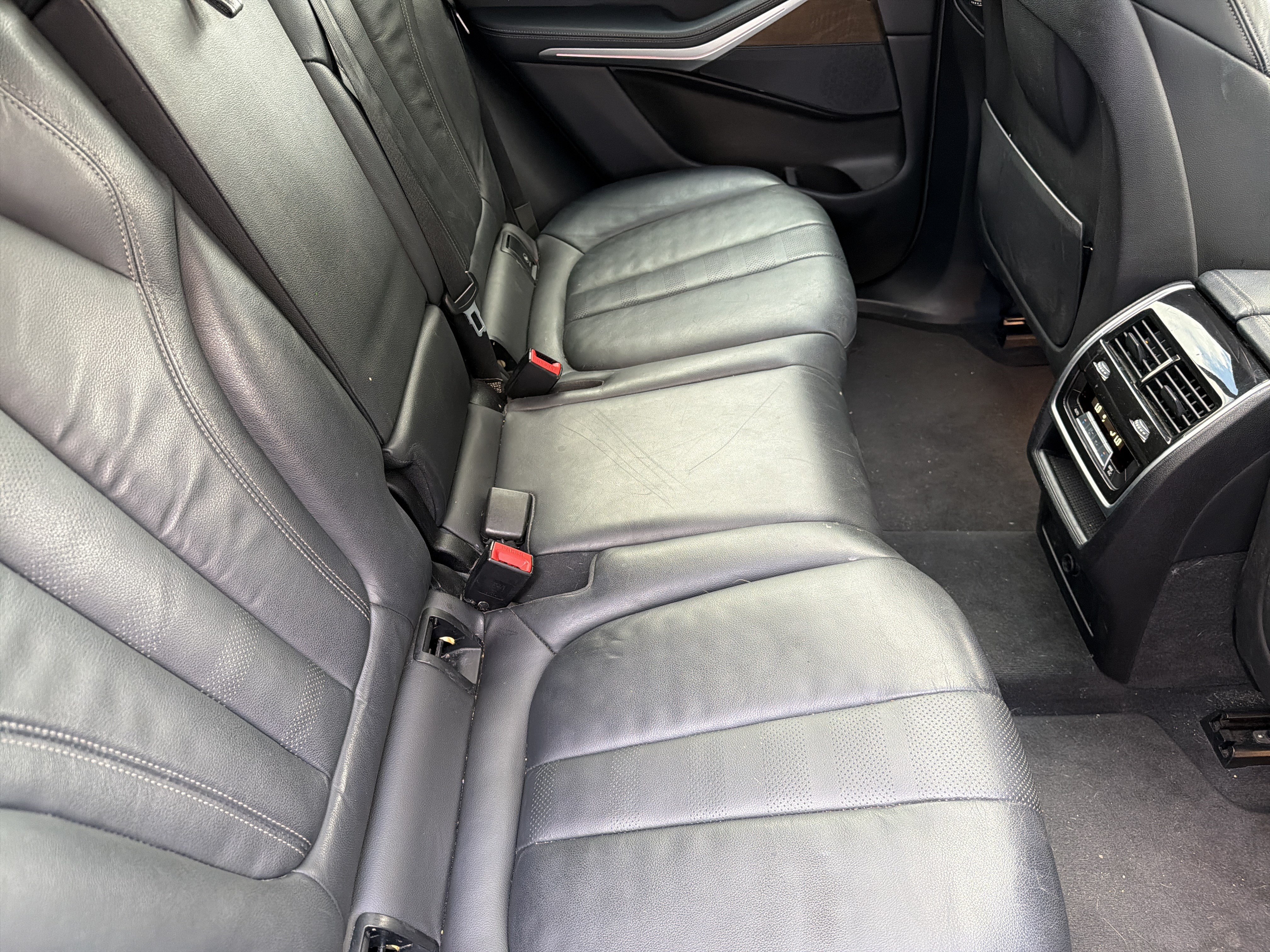 Used 2022 BMW X5 sDrive40i w/ Parking Assistance Package RWD image 39