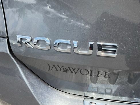 Used 2020 Nissan Rogue SL w/ Premium Package AWD/4WD image 24