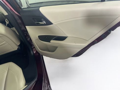 Used 2013 Honda Accord EX-L image 29