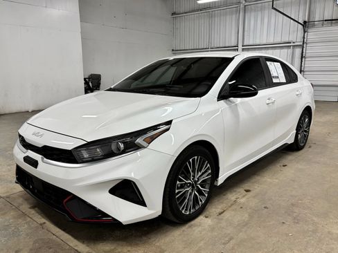 Used 2024 Kia Forte GT-Line FWD image 3