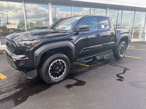 New 2026 Toyota Tacoma TRD Off-Road AWD/4WD image 2