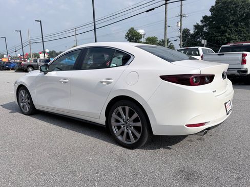 Used 2022 MAZDA MAZDA3 s FWD image 7
