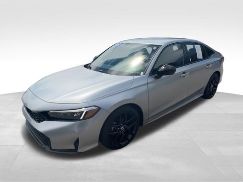 Used 2025 Honda Civic Sport image 4