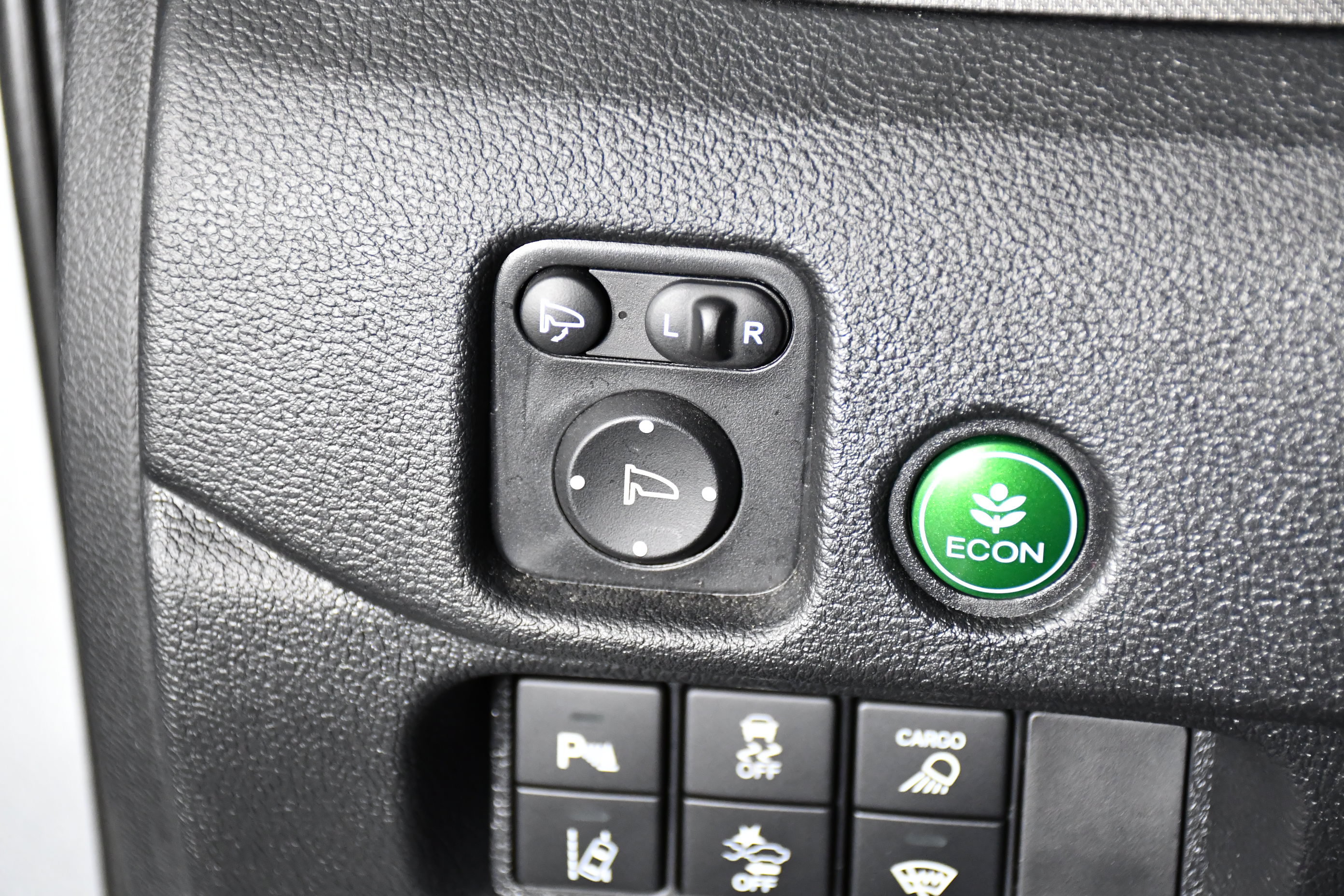 Certified 2025 Honda Ridgeline TrailSport image 36