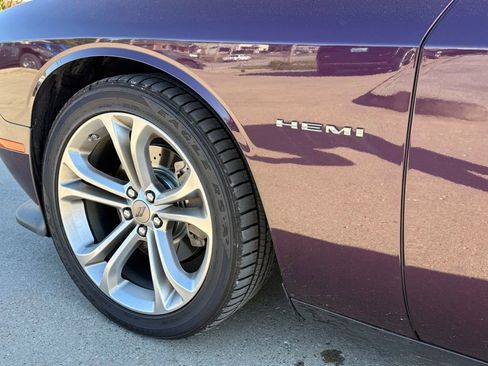 Used 2022 Dodge Challenger R/T RWD image 11