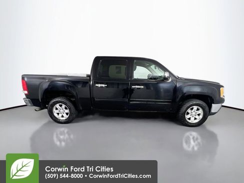 Used 2013 GMC Sierra 1500 SLE image 17