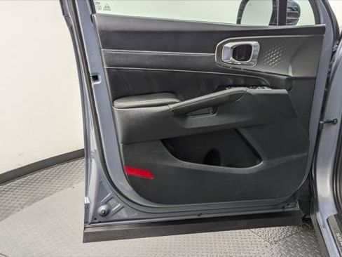 Used 2022 Kia Sorento SX image 13