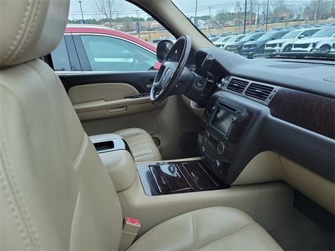 Used 2009 GMC Yukon Denali image 10