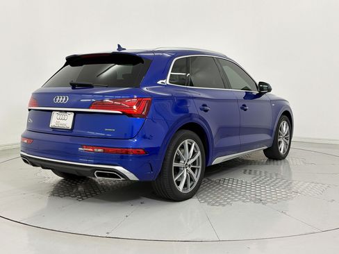 Used 2022 Audi Q5 e Prestige w/ Prestige Package AWD/4WD image 9
