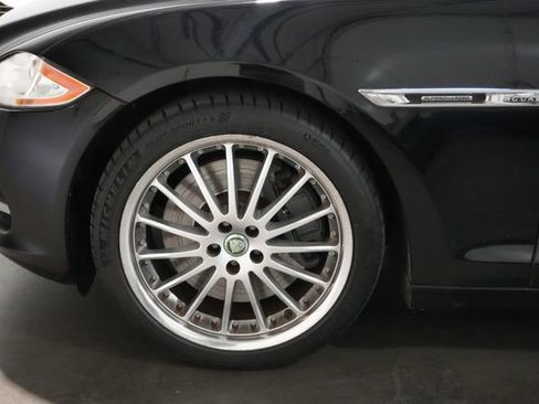Used 2013 Jaguar XJ Supercharged image 7