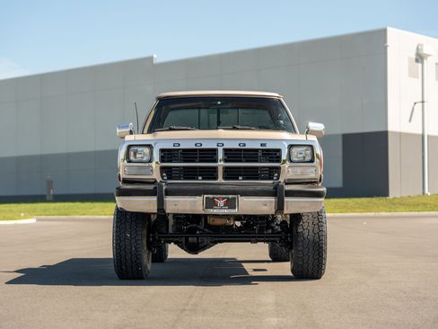 Used 1992 Dodge D/W Truck 350 image 9
