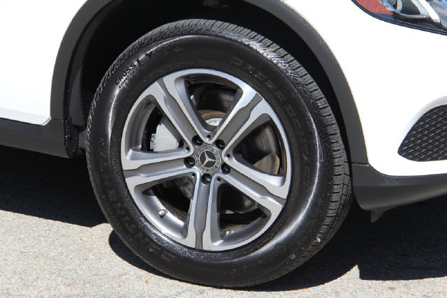 Used 2019 Mercedes-Benz GLC 300 4MATIC image 14