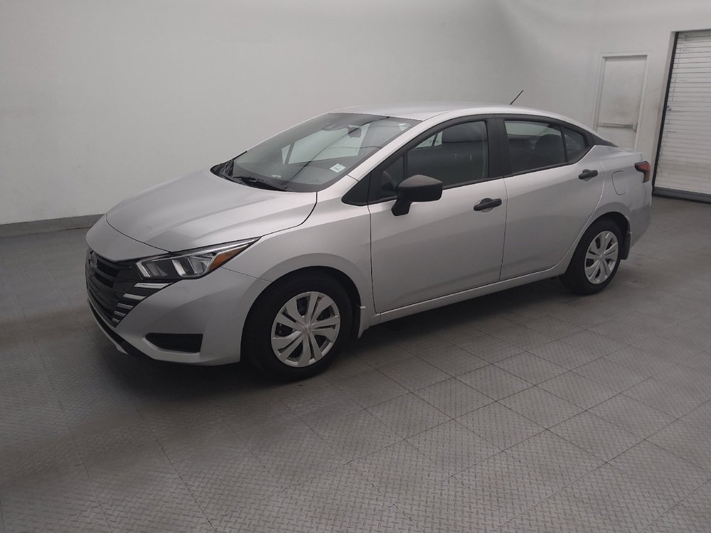 Used 2023 Nissan Versa S w/ Trunk Package FWD image 2