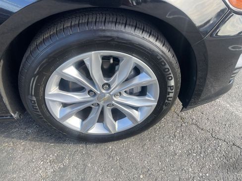 Used 2023 Chevrolet Malibu LT image 30