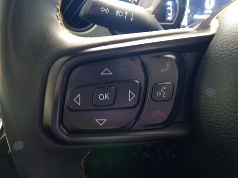 Used 2024 Jeep Wrangler Unlimited Sport AWD/4WD image 30