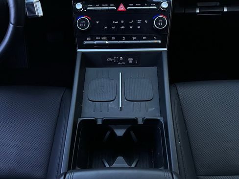 Used 2025 Hyundai Santa Fe SEL image 16