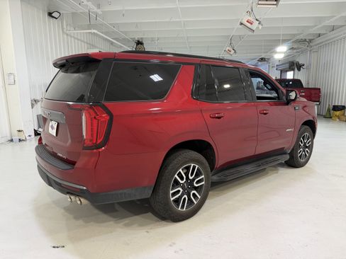 Used 2024 GMC Yukon AT4 image 5