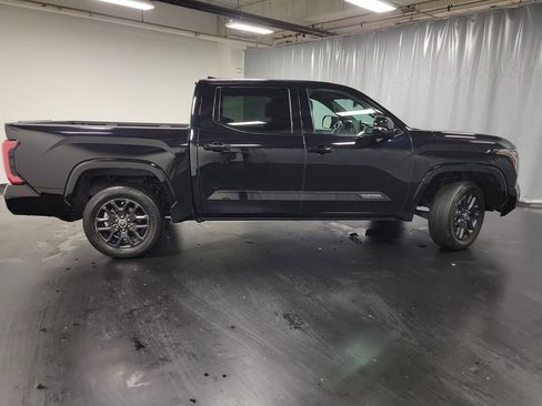 Used 2023 Toyota Tundra Platinum AWD/4WD image 9