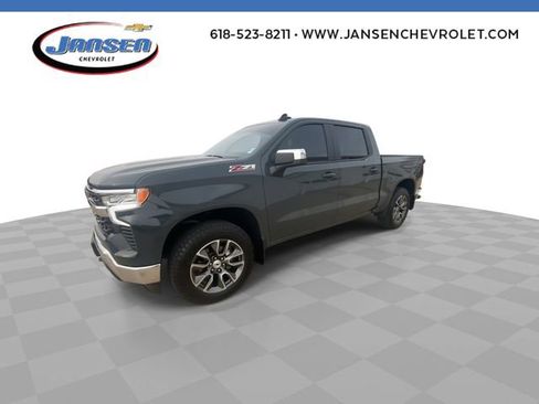 Used 2025 Chevrolet Silverado 1500 LT image 4