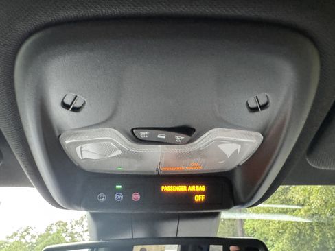 New 2026 GMC Canyon Elevation w/ Convenience Package image 29