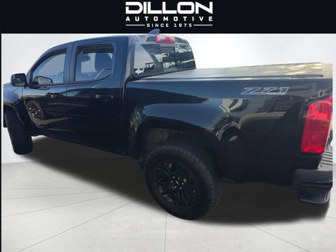 Used 2016 Chevrolet Colorado Z71 w/ Z71 Midnight Edition AWD/4WD image 9