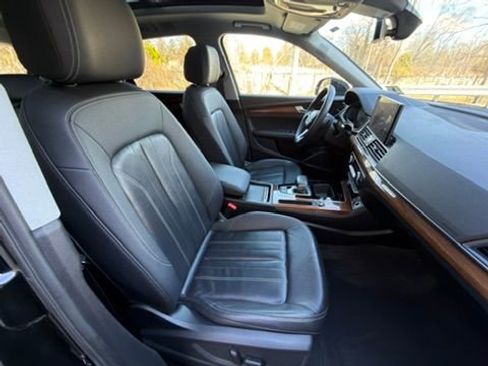 Used 2021 Audi Q5 2.0T Premium Plus w/ Premium Plus Package image 30